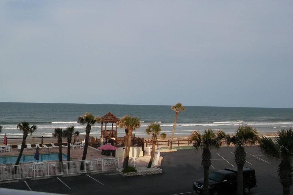 Sea Dip Beach Resort, Daytona Beach Fl Exterior photo